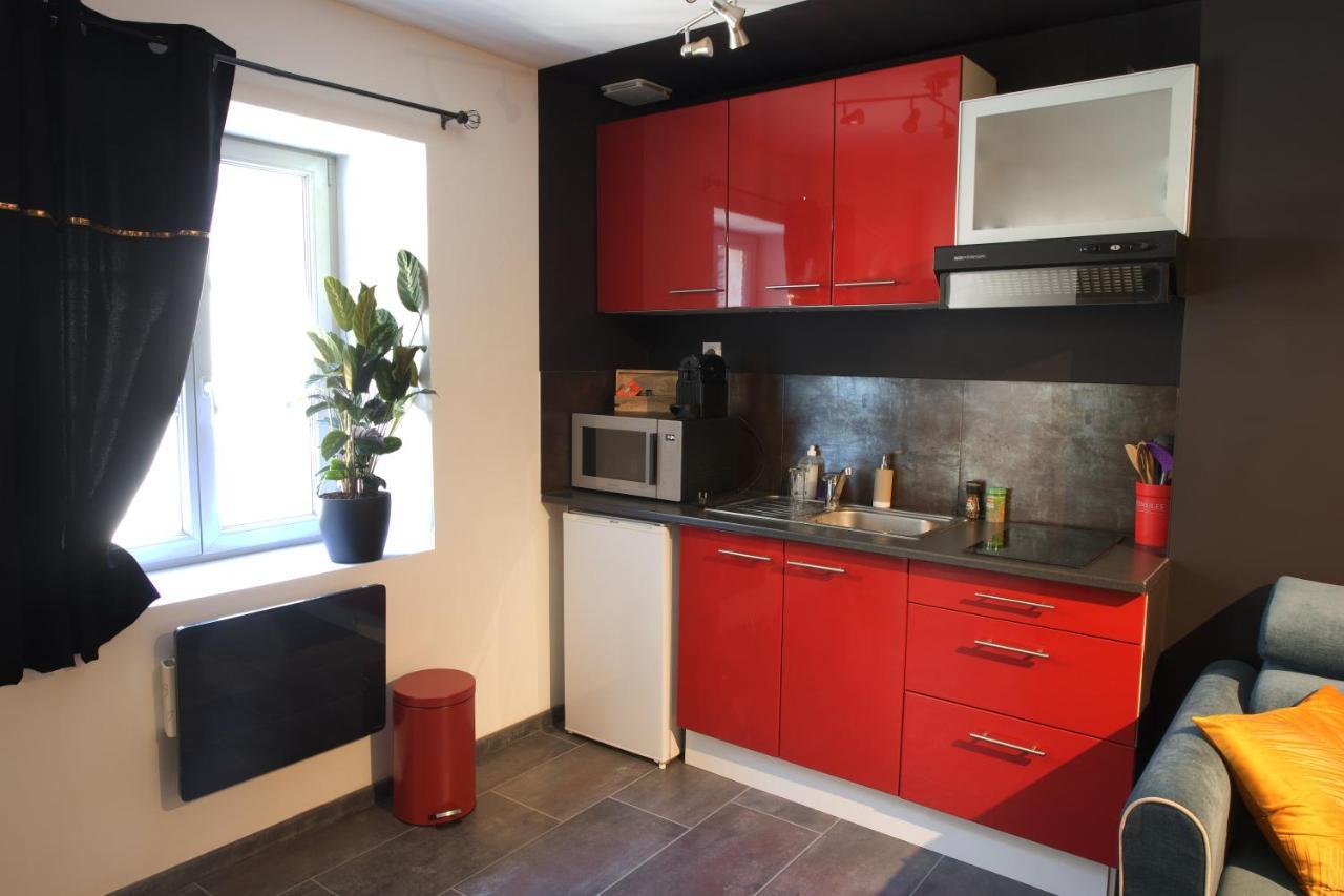 Duplex Charmant Idealement Situe Dole Exterior foto